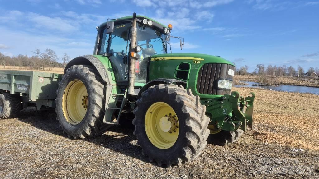 John Deere 7530 Traktorit