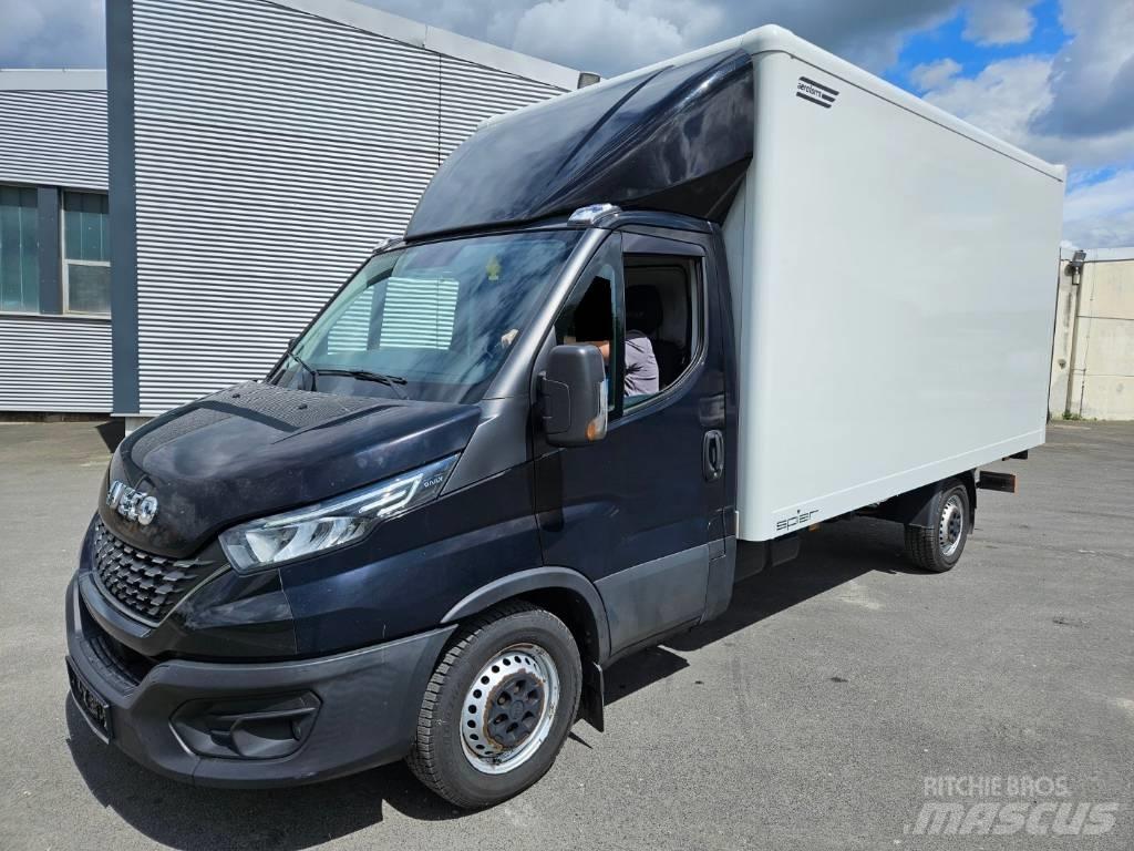Iveco 35 S 18 Jakeluautot