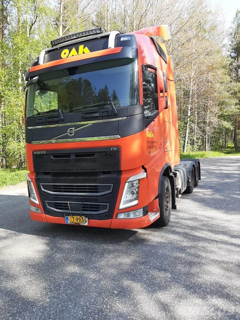 Volvo FH 13 Vetopöytäautot