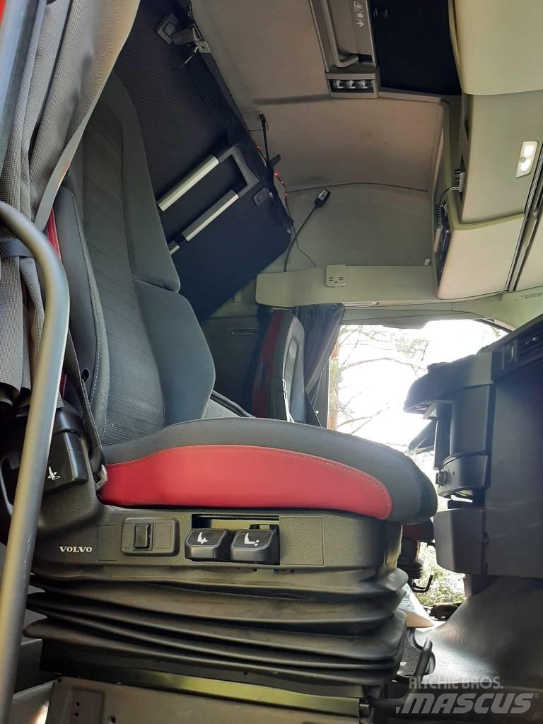 Volvo FH 13 Vetopöytäautot