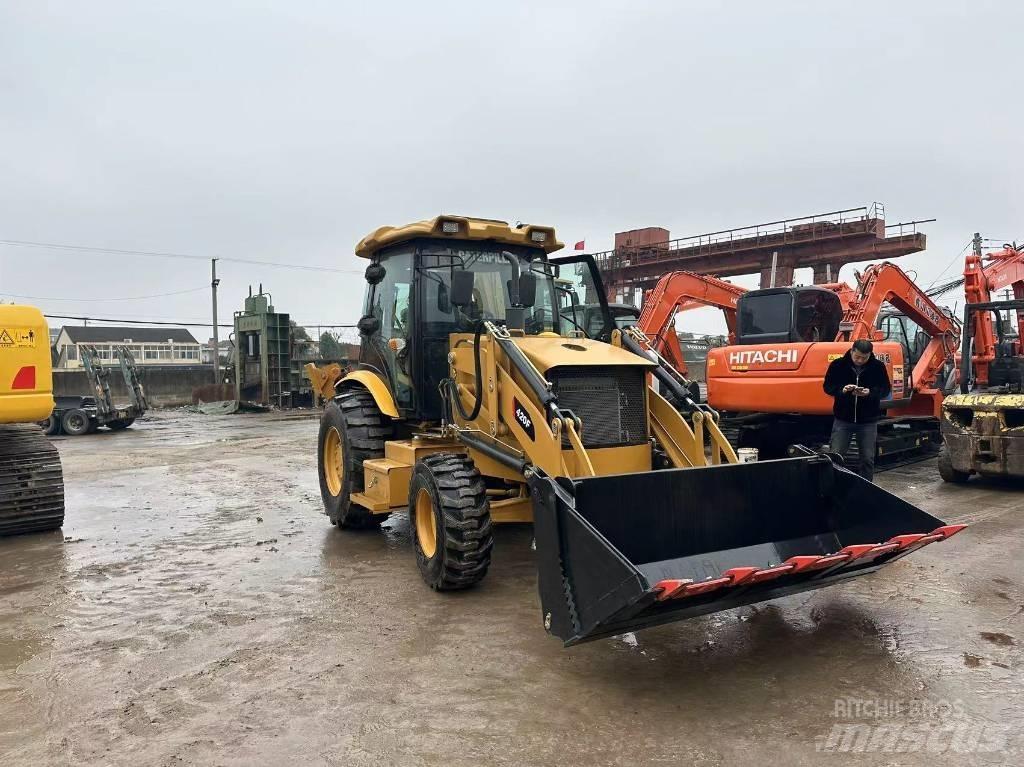 CAT 420 F Kaivurikuormaajat