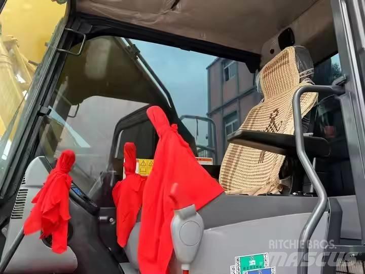 Komatsu PC 200 Telakaivukoneet