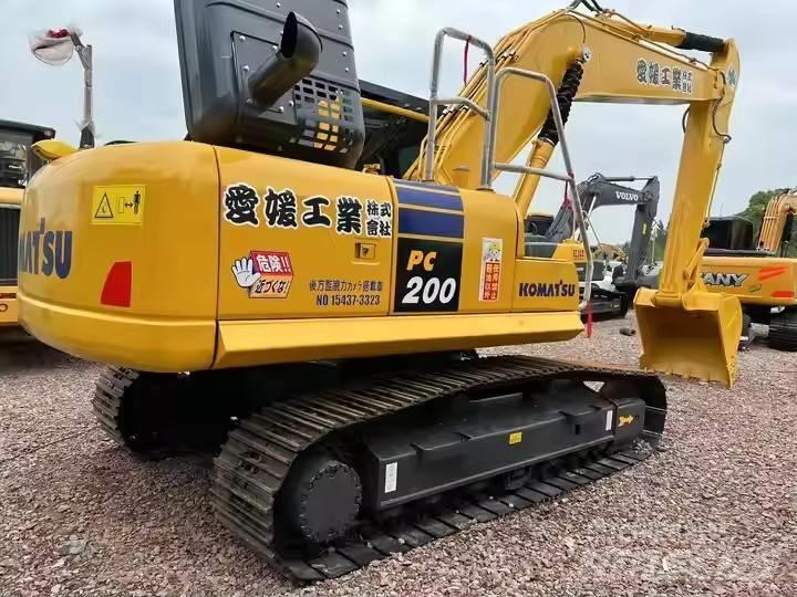 Komatsu PC 200 Telakaivukoneet
