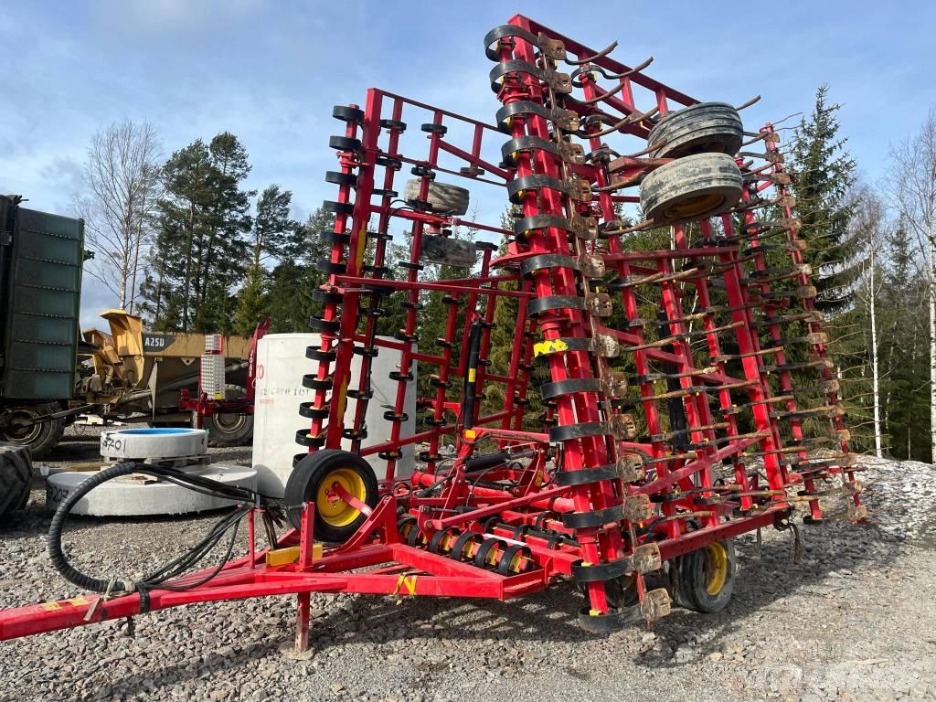 Väderstad NZA 1000 Jyrsimet