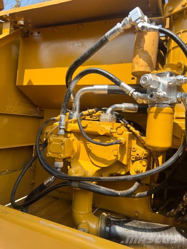 CAT 320C Telakaivukoneet