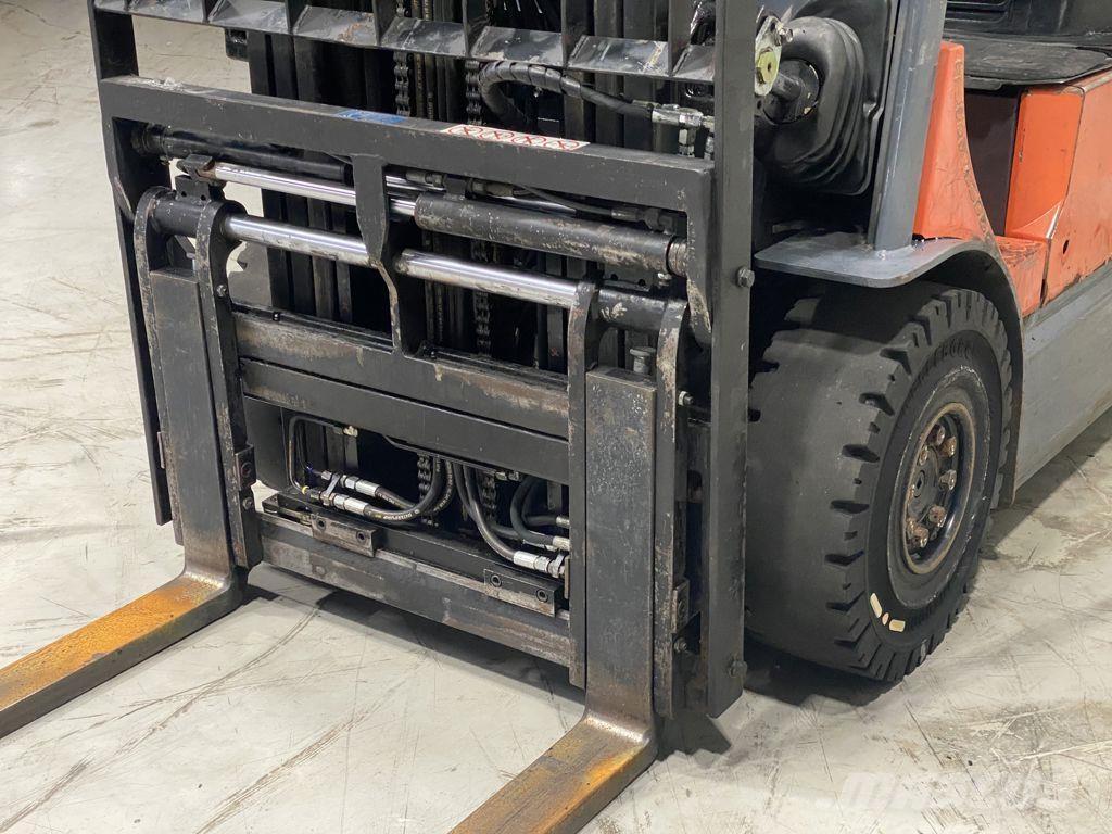 Toyota 7FBMF25 Sähkötrukit