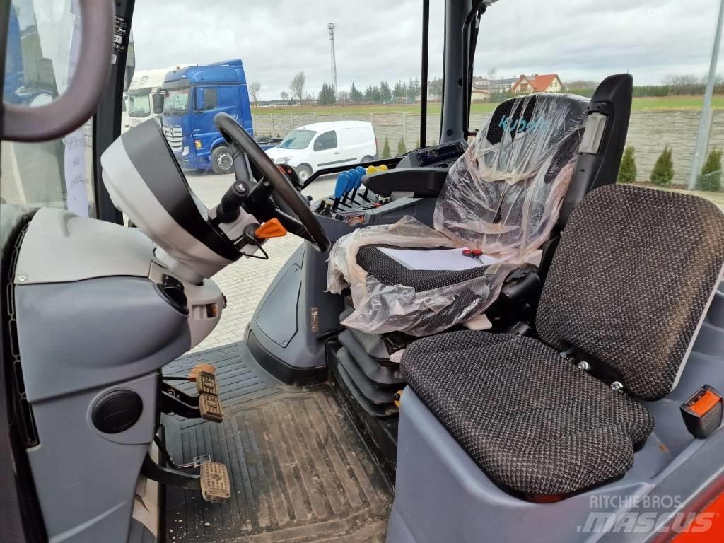 Kubota M 7133 Traktorit