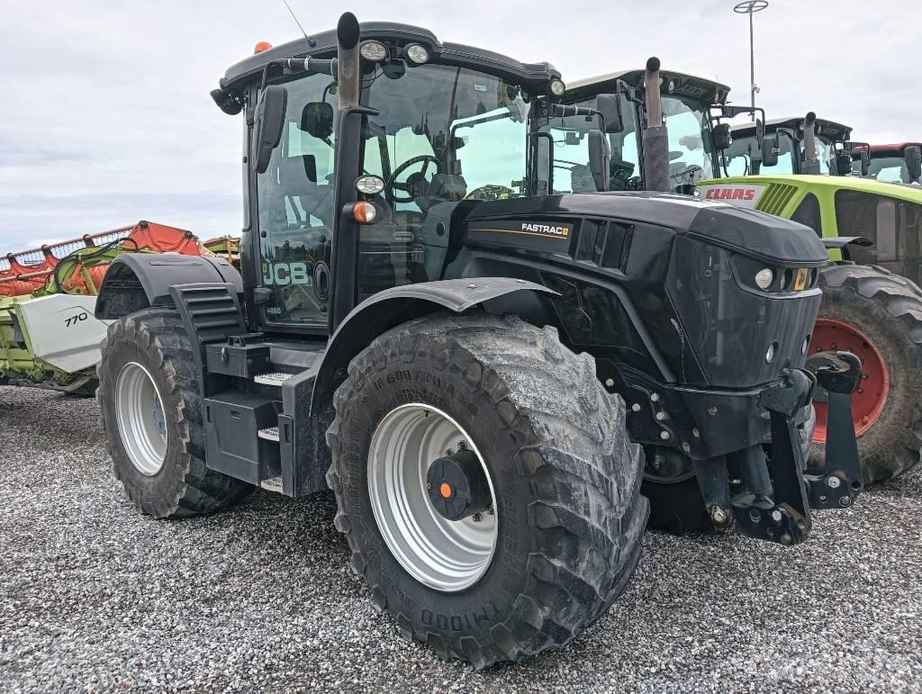 JCB Fastrac 4220 Traktorit