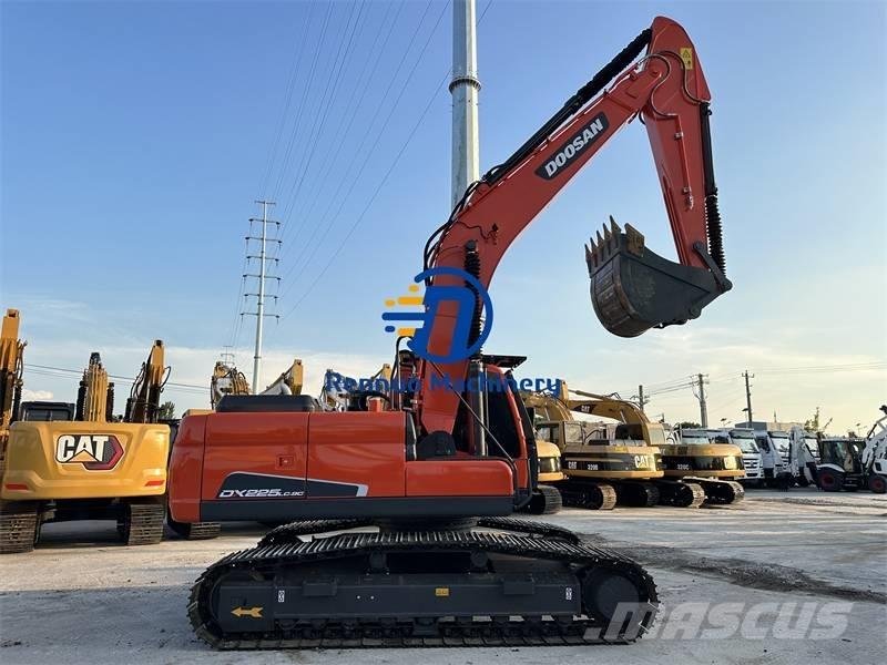 Doosan DX 225 LCA Telakaivukoneet