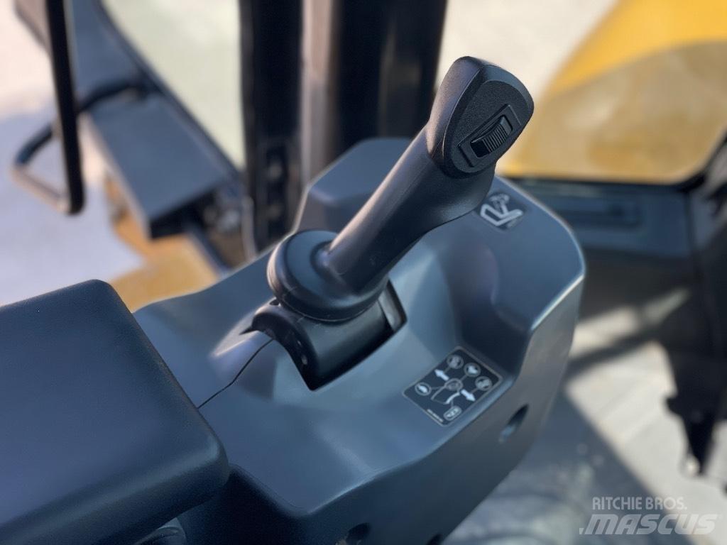 CAT 966M XE Pyöräkuormaajat
