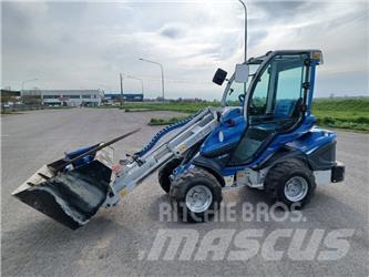 Multione SL840 4WD Liukuohjatut kuormaajat