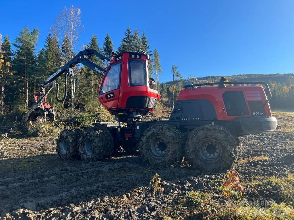 Komatsu 901XC Harvesterit
