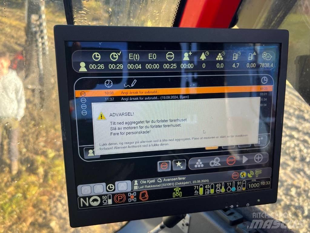 Komatsu 901XC Harvesterit