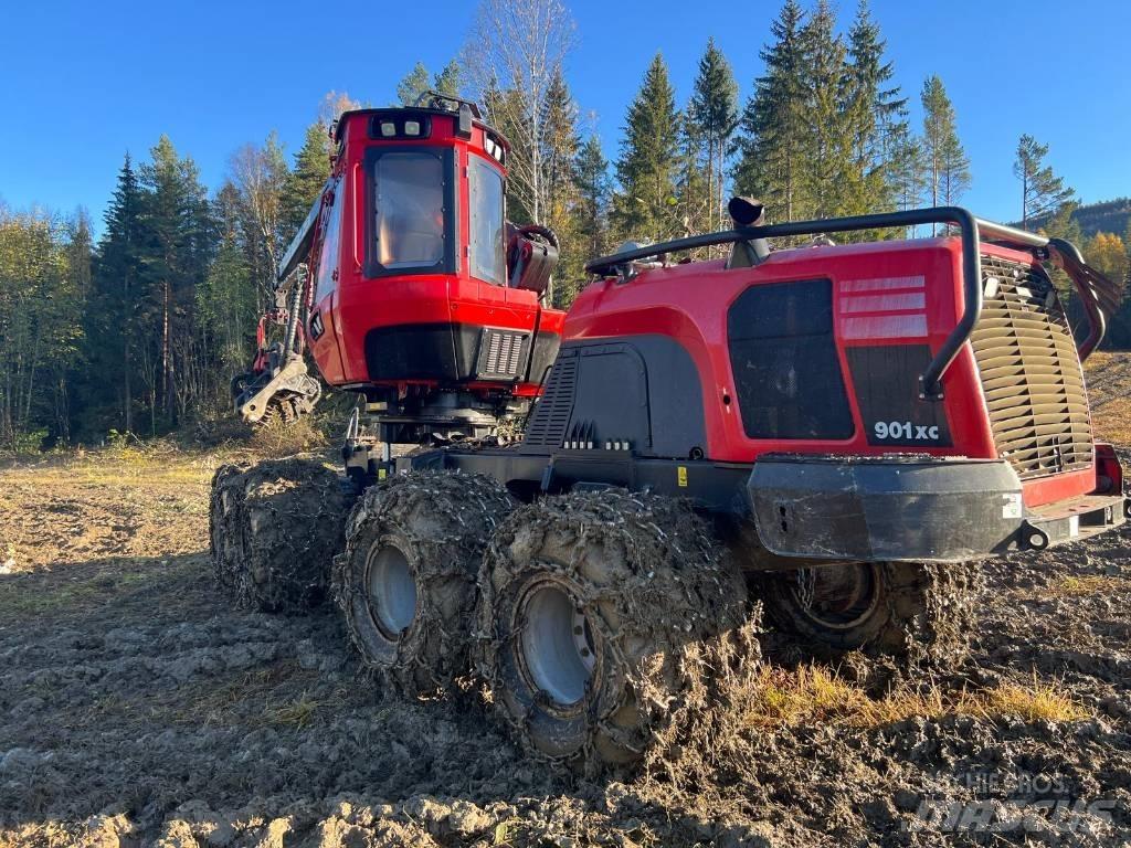 Komatsu 901XC Harvesterit