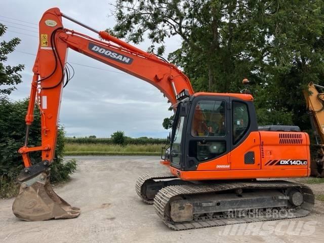 Doosan DX 140 LC Telakaivukoneet