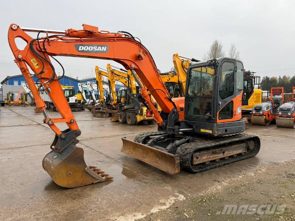 Doosan DX 85 R Midikaivukoneet 7t - 12t