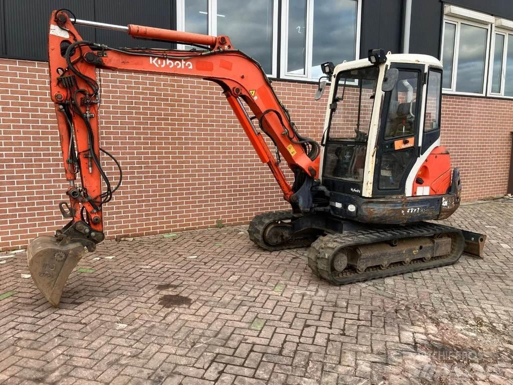 Kubota KX121-3a Minikaivukoneet < 7t