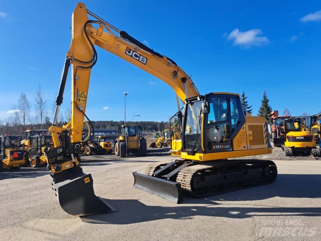 JCB 131 X Telakaivukoneet