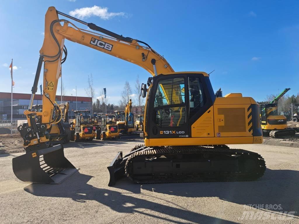 JCB 131 X Telakaivukoneet