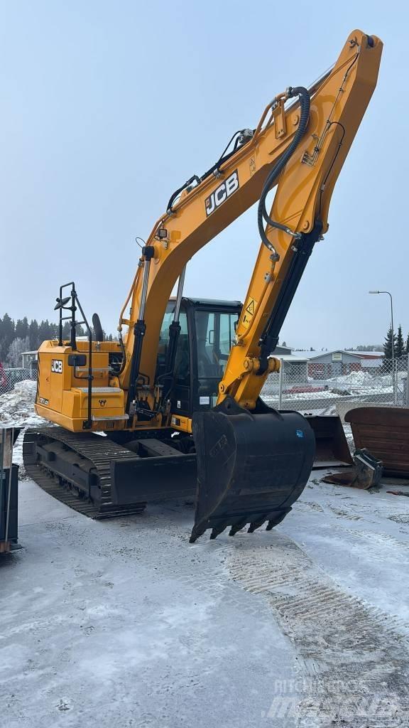 JCB 131 X Telakaivukoneet