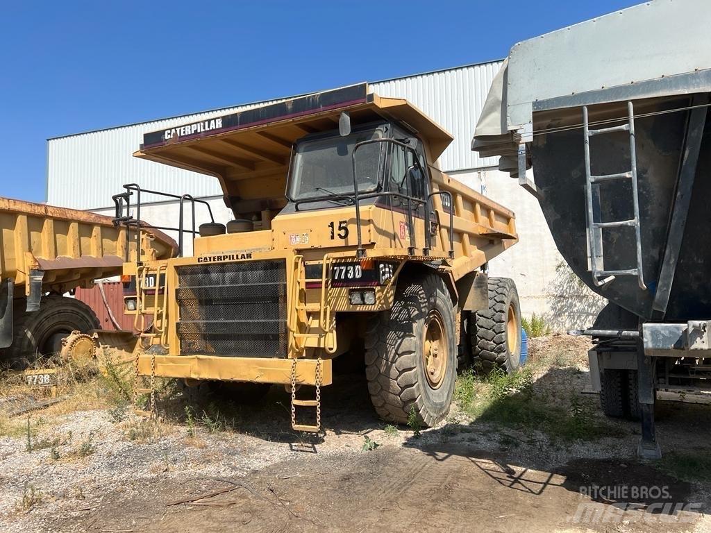CAT 773 D Maansiirtoautot