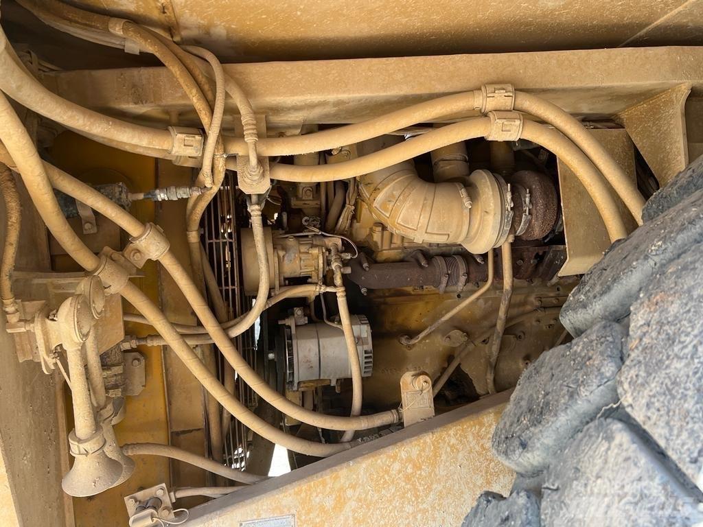 CAT 773 D Maansiirtoautot
