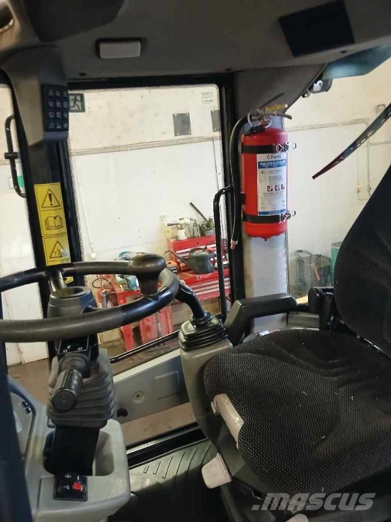 Yanmar V80-5 Liukuohjatut kuormaajat