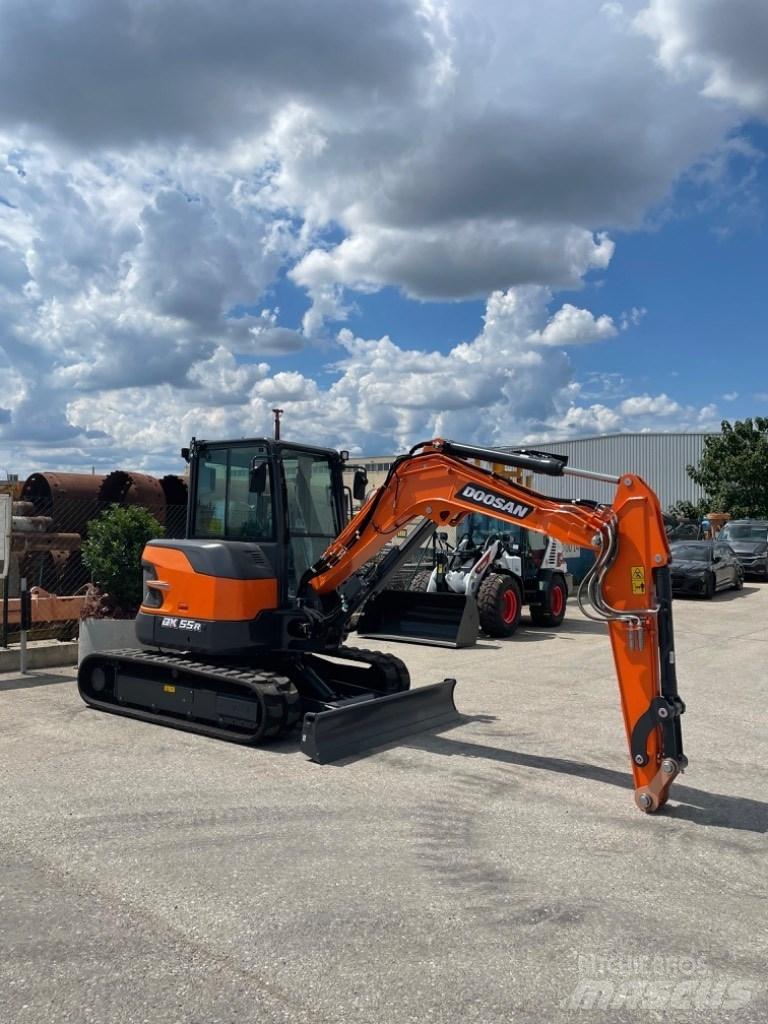 Doosan DX55r Minikaivukoneet < 7t