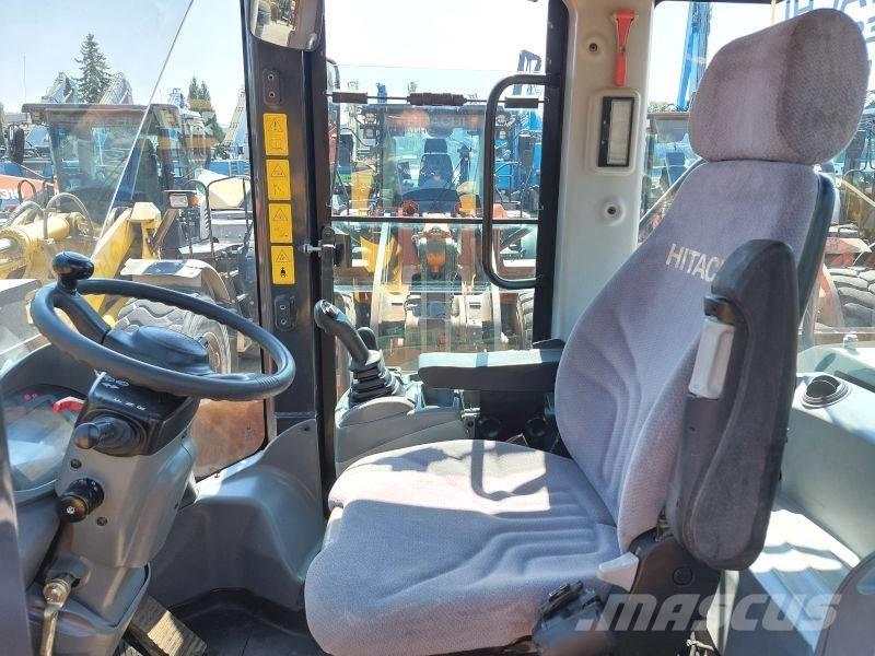 Hitachi ZW 250-6 Pyöräkuormaajat