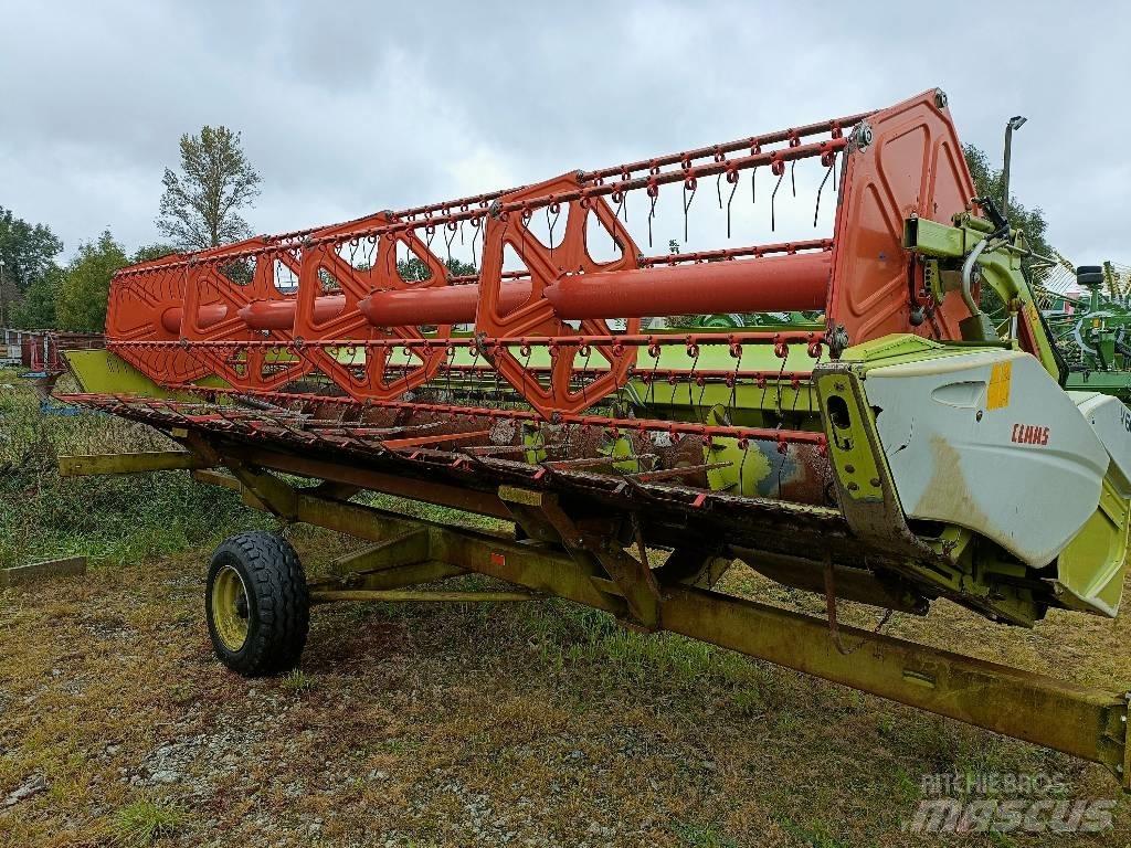 CLAAS Tucano 450 Leikkuupuimurit