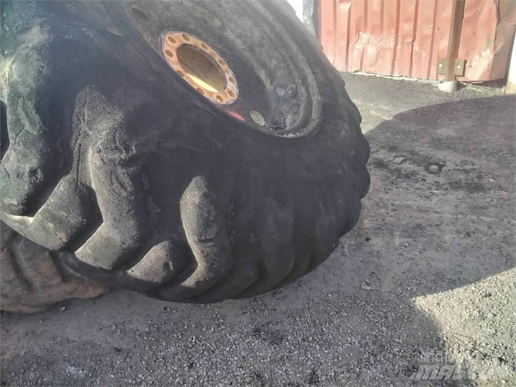 Nokian Els 17,5x25 Renkaat ja vanteet