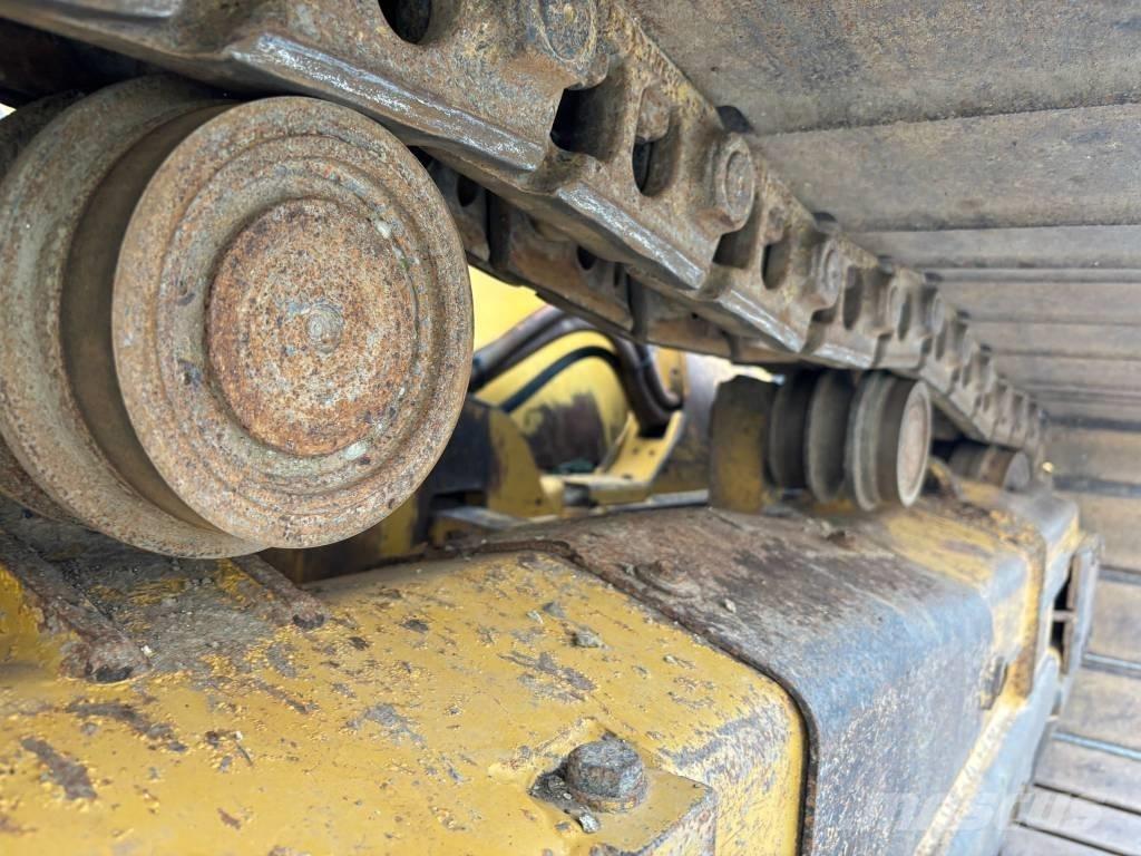 CAT D 6 K 2 LGP Telaketjupuskutraktorit