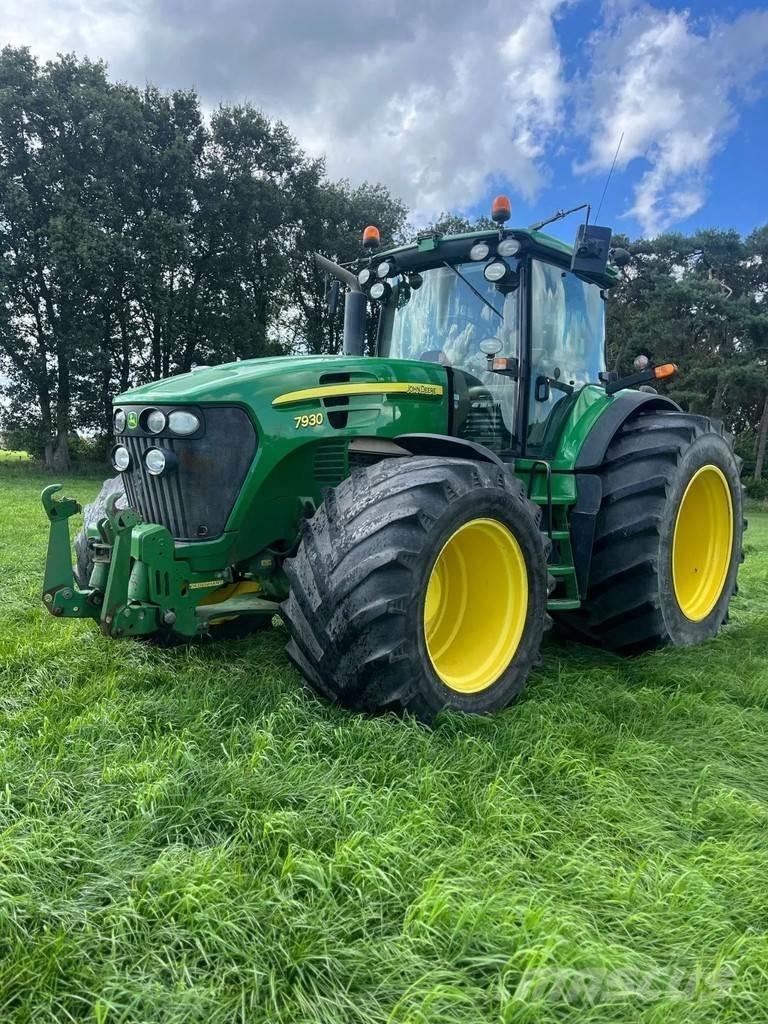 John Deere 7930 Traktorit