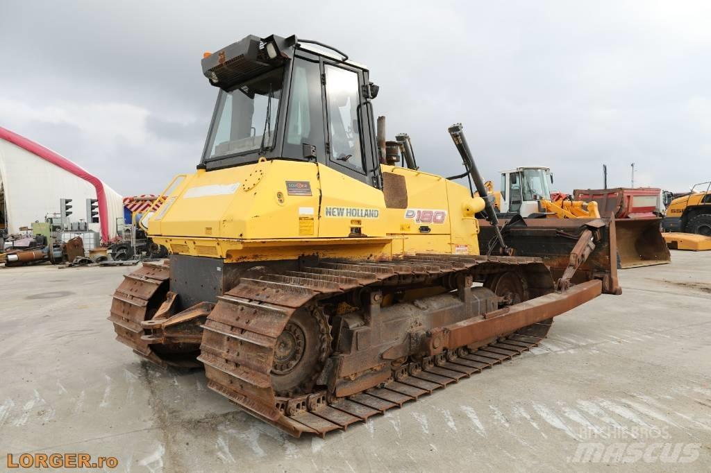New Holland D 180 Telaketjupuskutraktorit