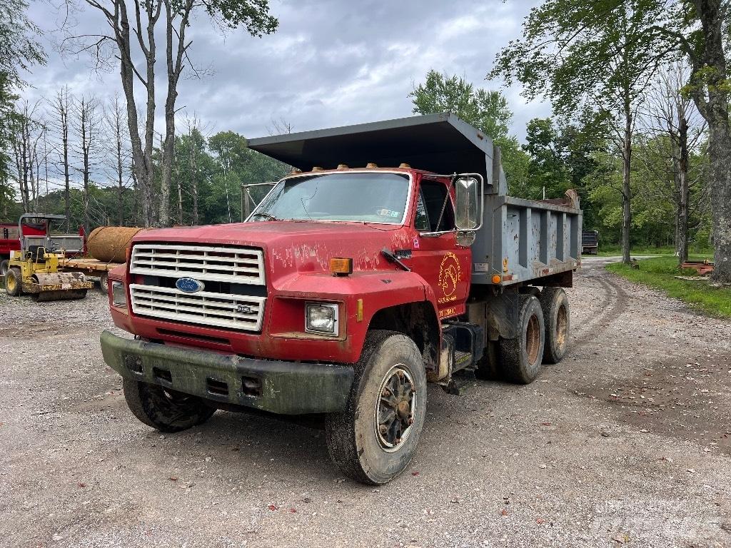 Ford F900 Sora- ja kippiautot