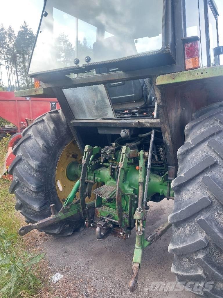 John Deere 2040 Traktorit