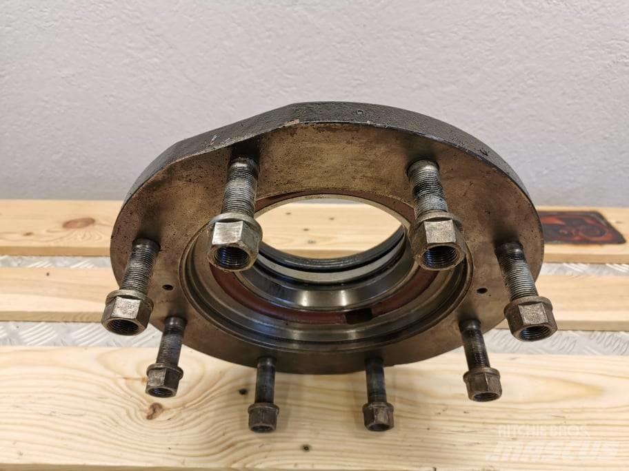 JLG 307 wheel hub Renkaat ja vanteet