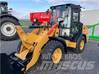 CAT 906 Pyöräkuormaajat