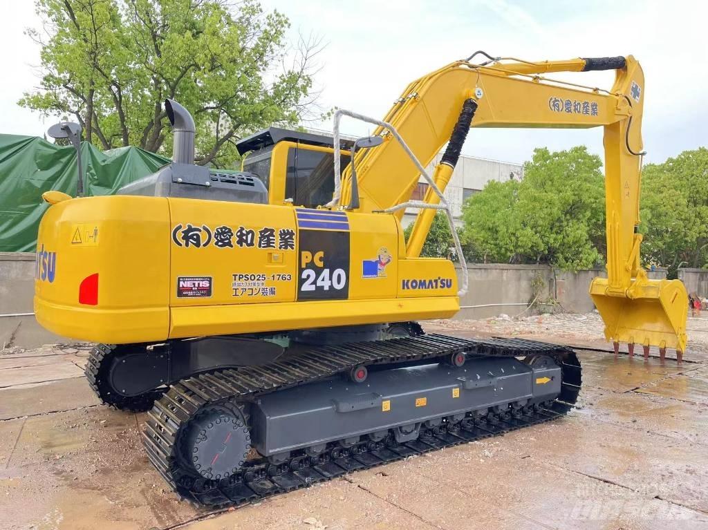 Komatsu PC 240LC-8 Telakaivukoneet