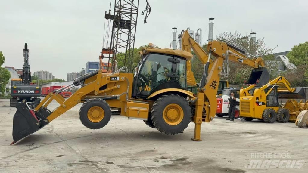 JCB 3 CX Kaivurikuormaajat