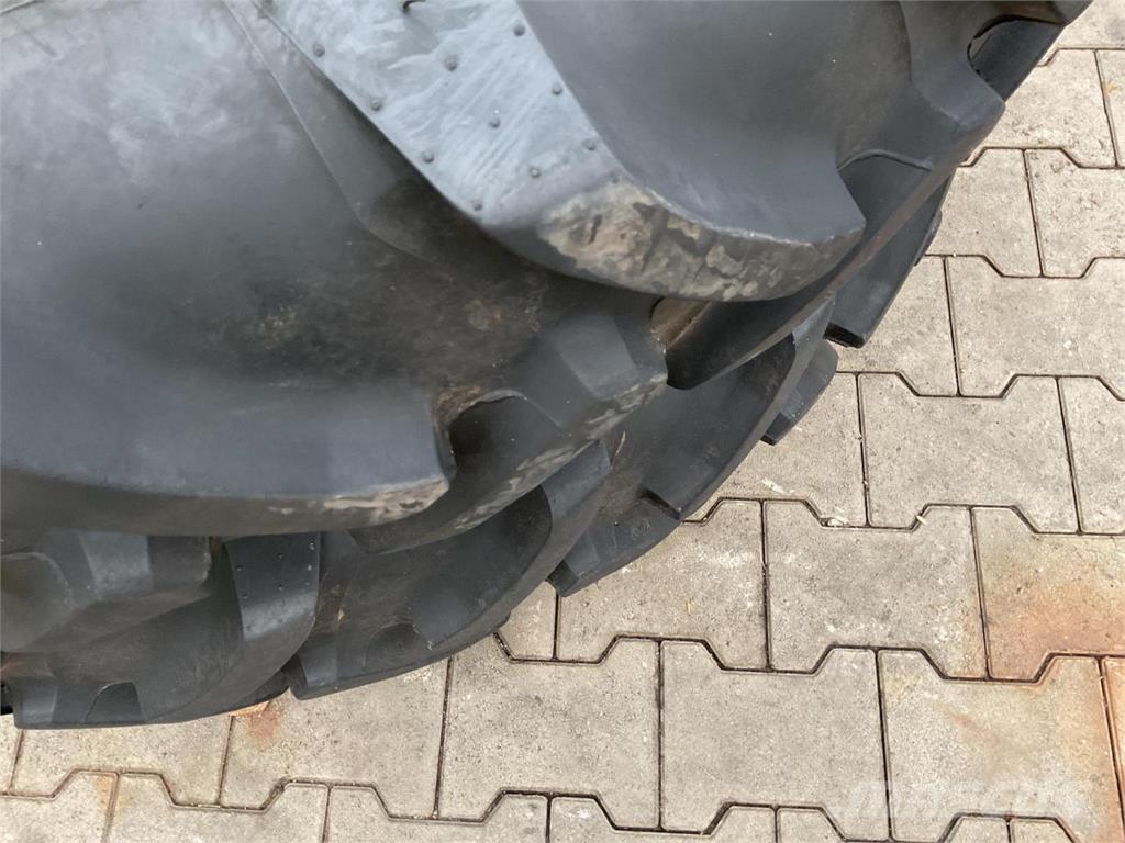 Alliance 270/95R36 Renkaat ja vanteet