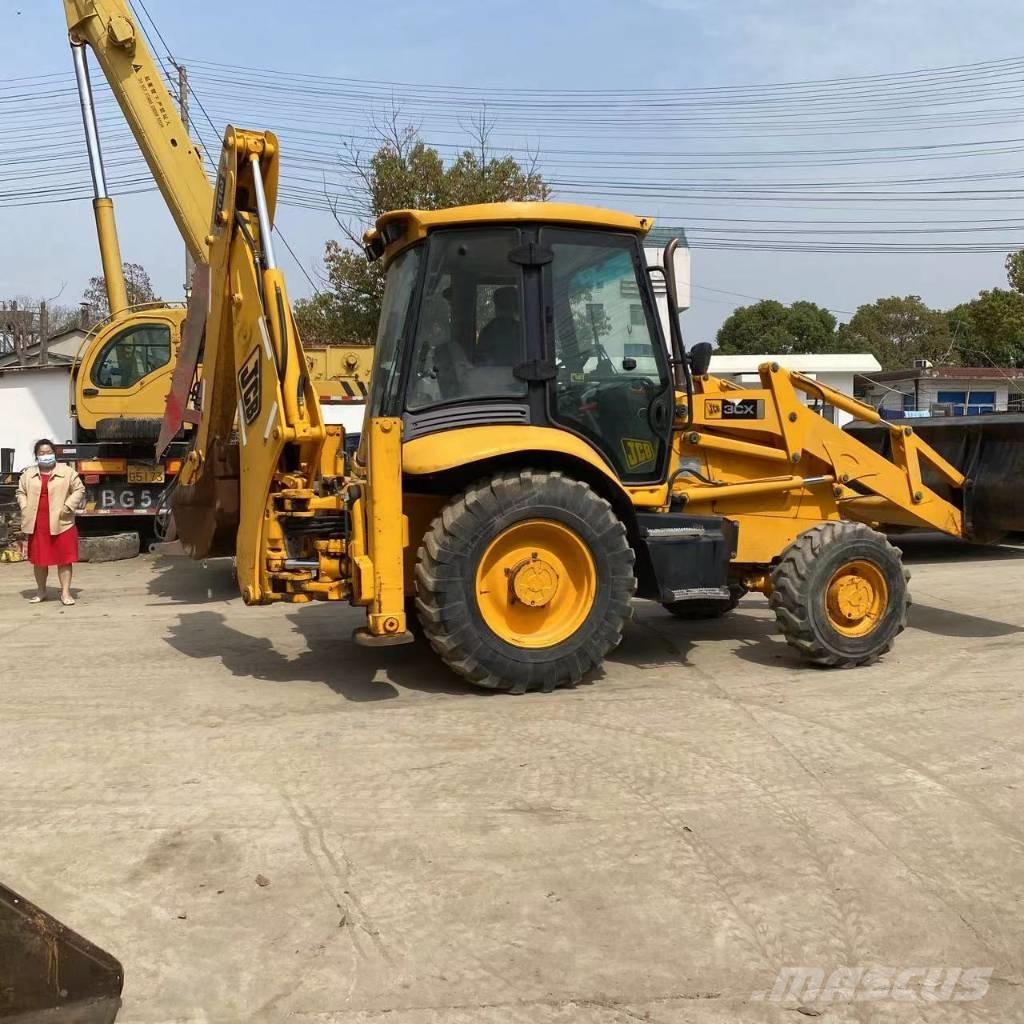 JCB 3 CX Kaivurikuormaajat
