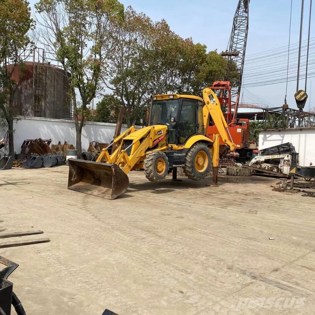 JCB 3 CX Kaivurikuormaajat