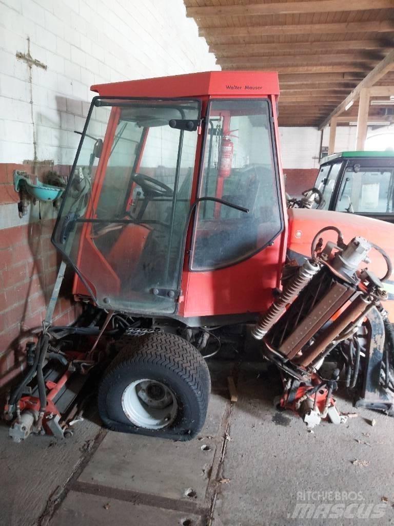 Jacobsen LF4677 Väyläleikkuri