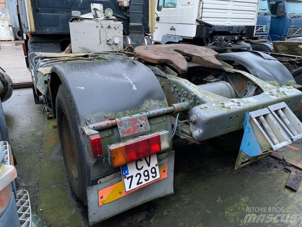 Volvo F 16 Vetopöytäautot