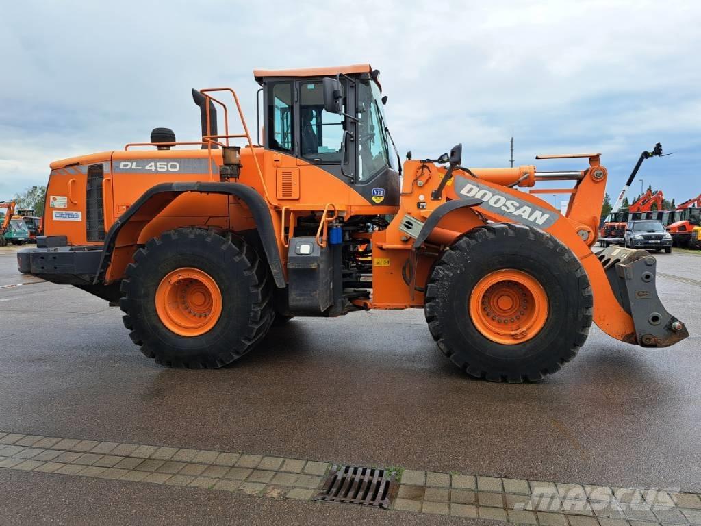 Doosan DL 450-3 Pyöräkuormaajat