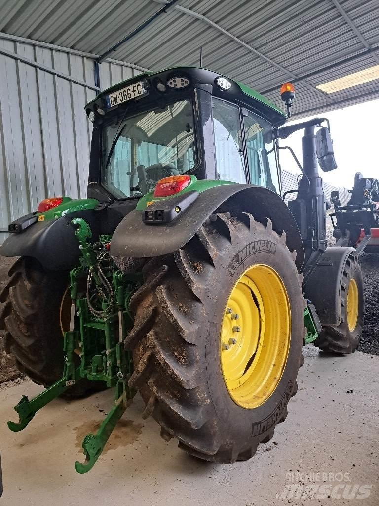 John Deere 6120 M Traktorit