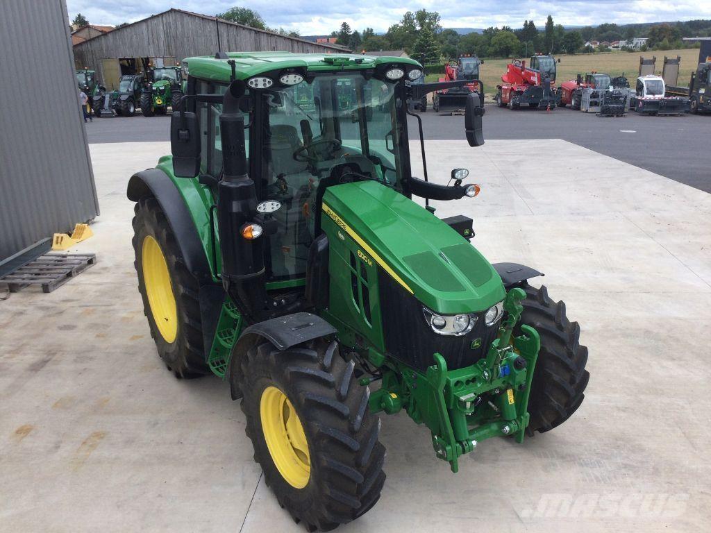 John Deere 6120 M Traktorit