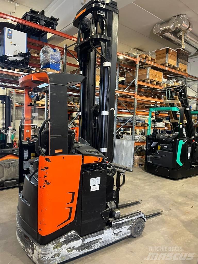 Rocla HX 14 F Työntömastotrukit