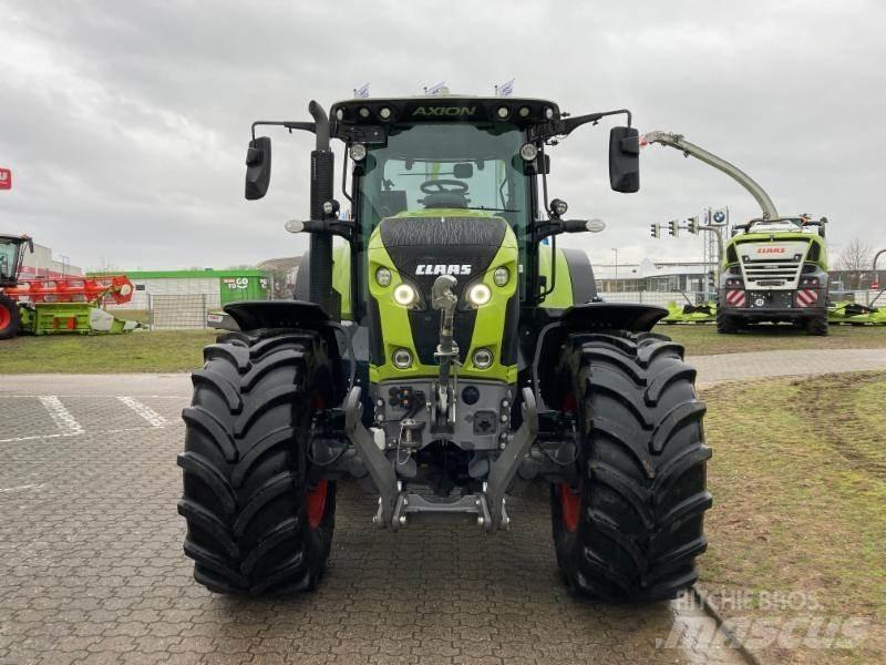 CLAAS AXION 870 Traktorit
